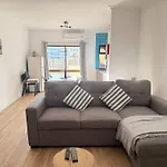 Stunning One Bedroom In The Heart Of Da Rocha Apartmán *